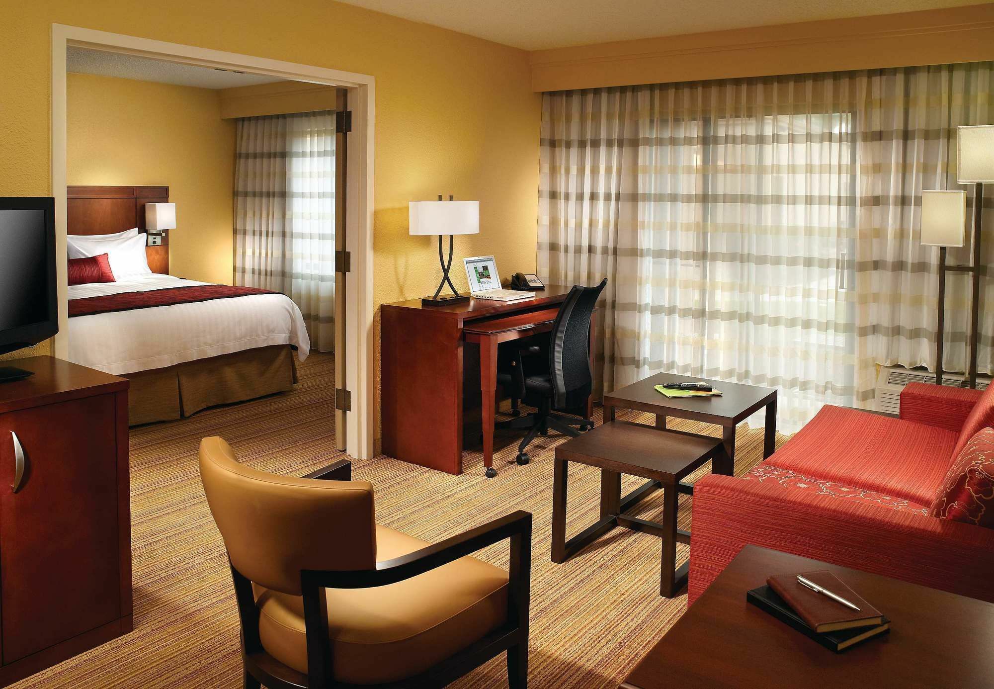 Courtyard By Marriott Macon Hotel Exterior foto